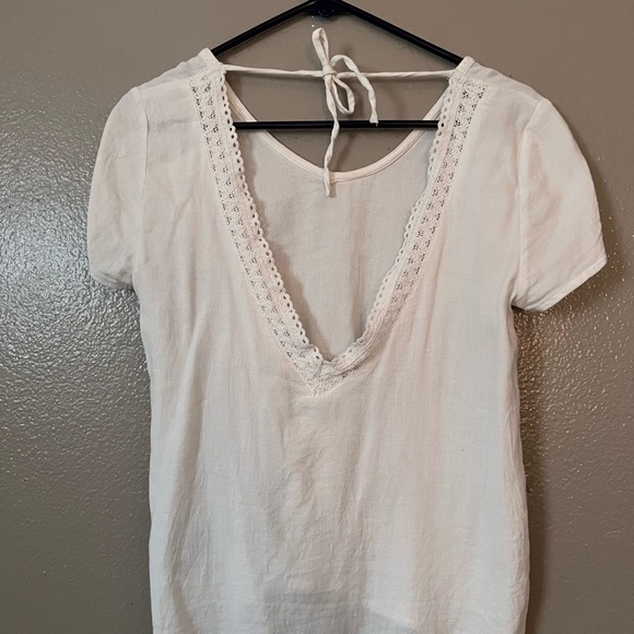 Roxy White Short Sleeve Backless Top - Picture 2 of 4